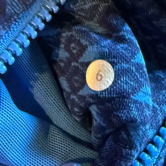 #463 Lululemon Define Jacket Triometric Stripe Lakeside Blue Hero Blue Sz 6 - Picture 10 of 10